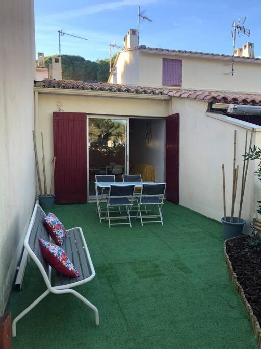 Joli Appartement A Proximite Du Village Naturiste 阿格德 外观 照片